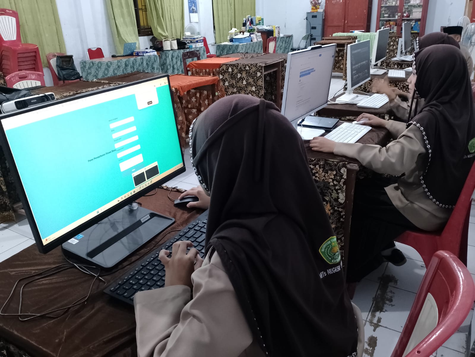 Mengasah Kemampuan Berpikir Komputasi Peserta Didik Lewat Ekstrakurikuler Koding