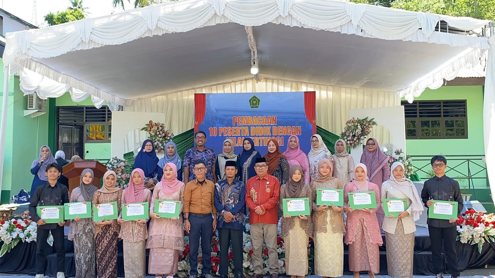 MTs Negeri 1 Manado Gelar Penamatan Peserta Didik Kelas IX Tahun Pelajaran 2025/2026